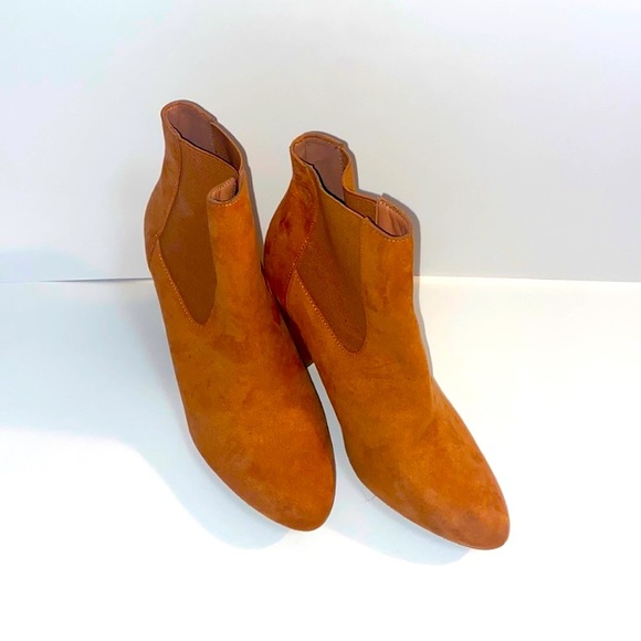 Urban Outfitters Ankle Boots - Picture 1 of 7